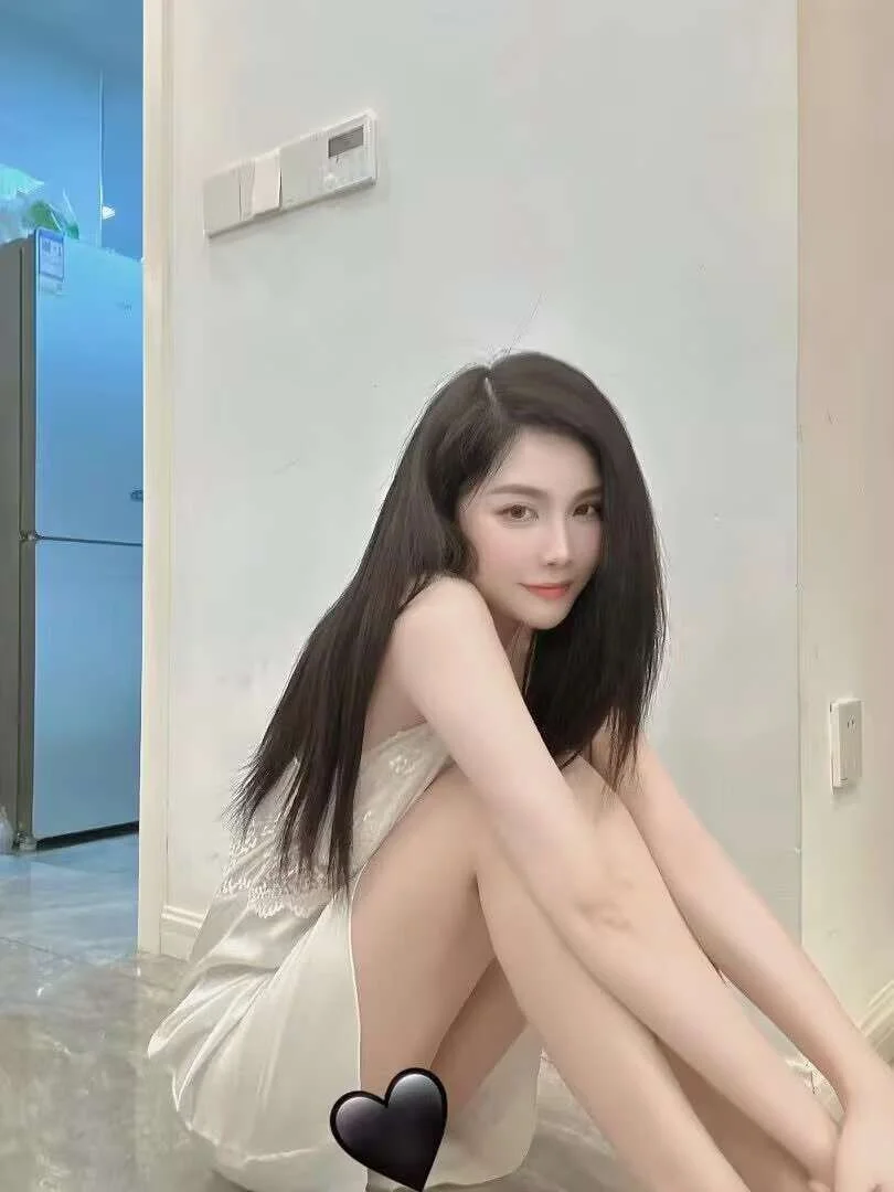 ONE精选图片三占位